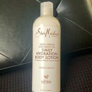 SheaMoisture Daily Hydration Body Lotion